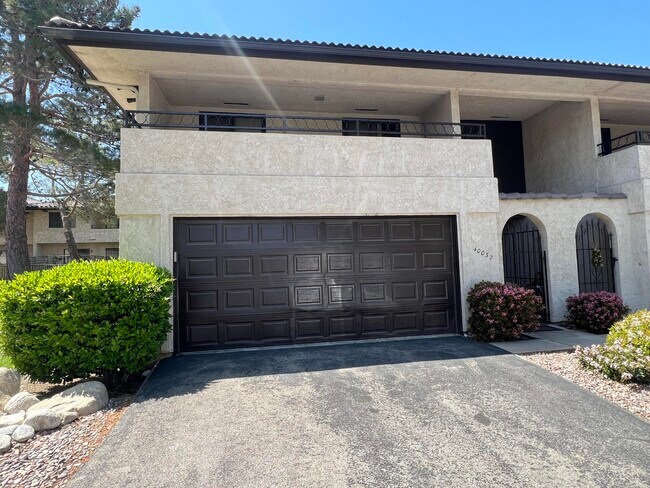 Primary Photo - 40032 Bluebird Ln N
