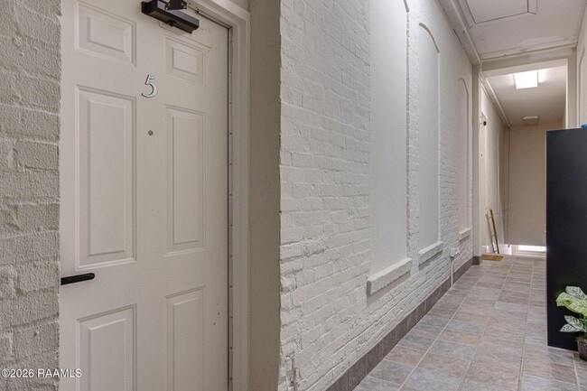 Building Photo - 500 Jefferson St