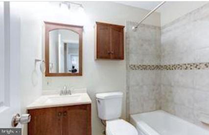 Building Photo - 7740 Tiverton Dr