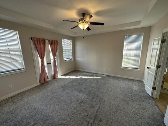 Building Photo - 12705 Cayman Ln