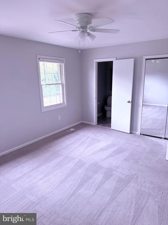 Building Photo - 8625 Point of Woods Dr