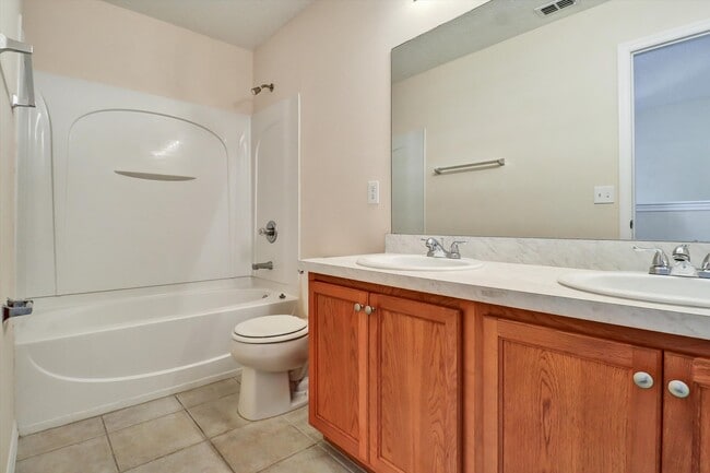 Building Photo - 2719 Portchester Ct