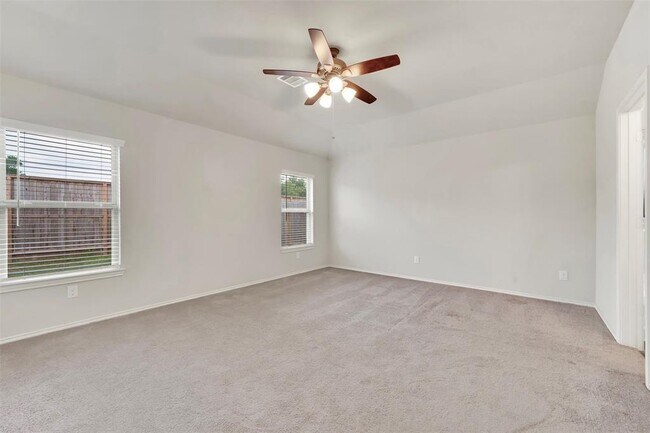 Building Photo - 4351 Stuebner Hl Dr