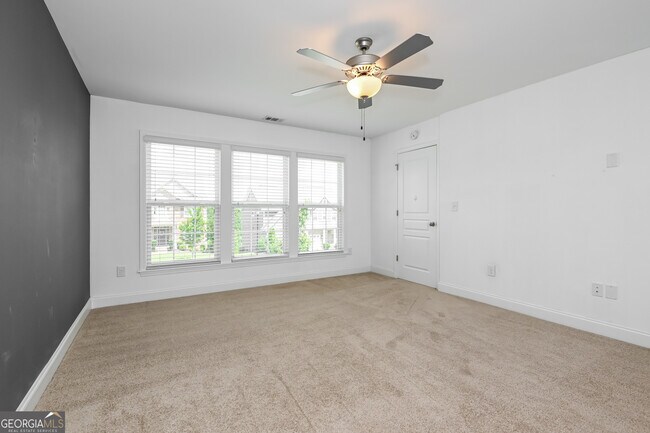 Building Photo - 2045 Birmingham Ct