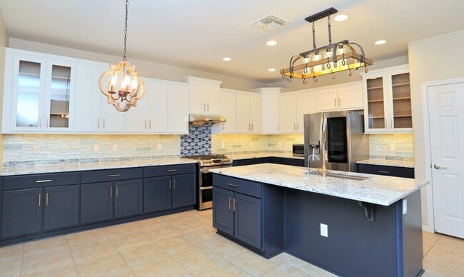 Building Photo - 4 Bedroom, 2.5 Bathroom in Oro Valley