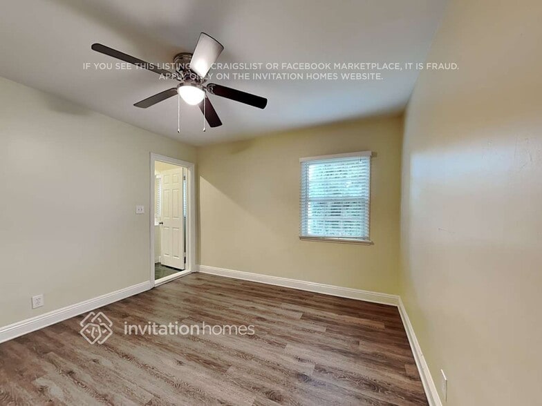 Building Photo - 2906 N Frederic St