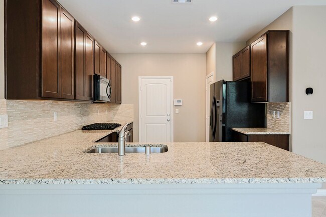 Building Photo - Look No Further! Lovely 3 Bedroom And 2.5 ...