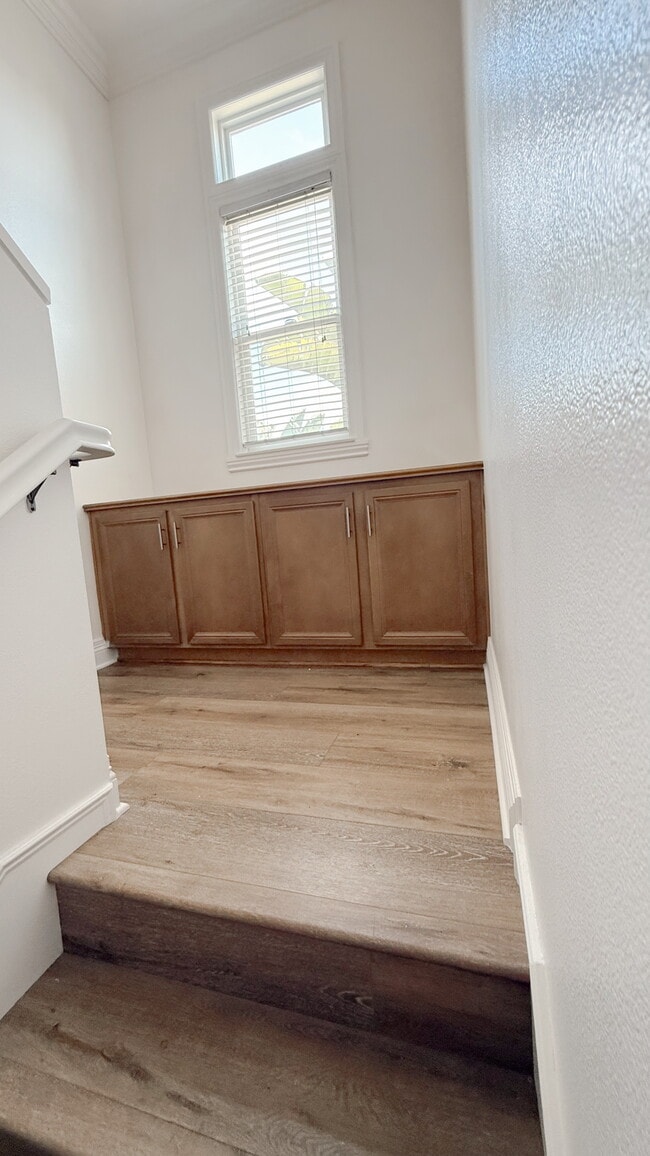 Building Photo - 5 Bluefin Ct