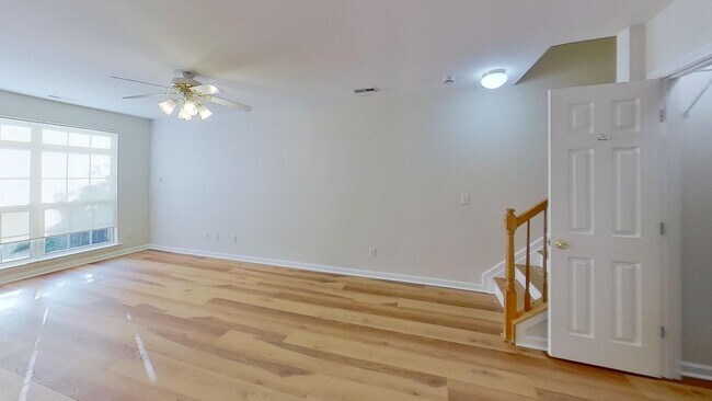 Building Photo - 2611 Ivory Run Way