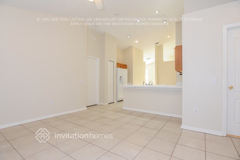 Building Photo - 507 Somerstone Dr