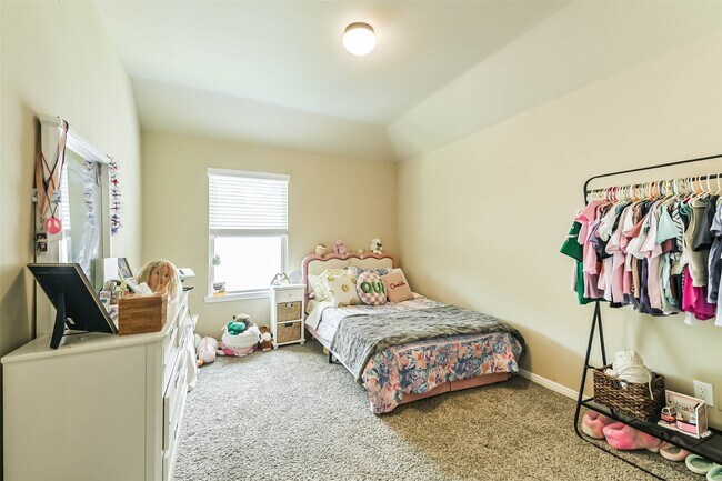 Building Photo - 111 Quail Meadow Dr