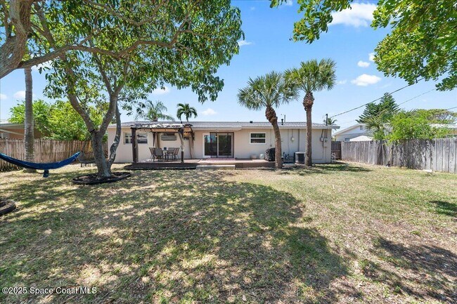 Building Photo - 160 Melaleuca Dr