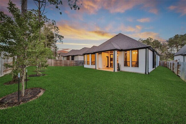 Building Photo - 149 Everest Dr