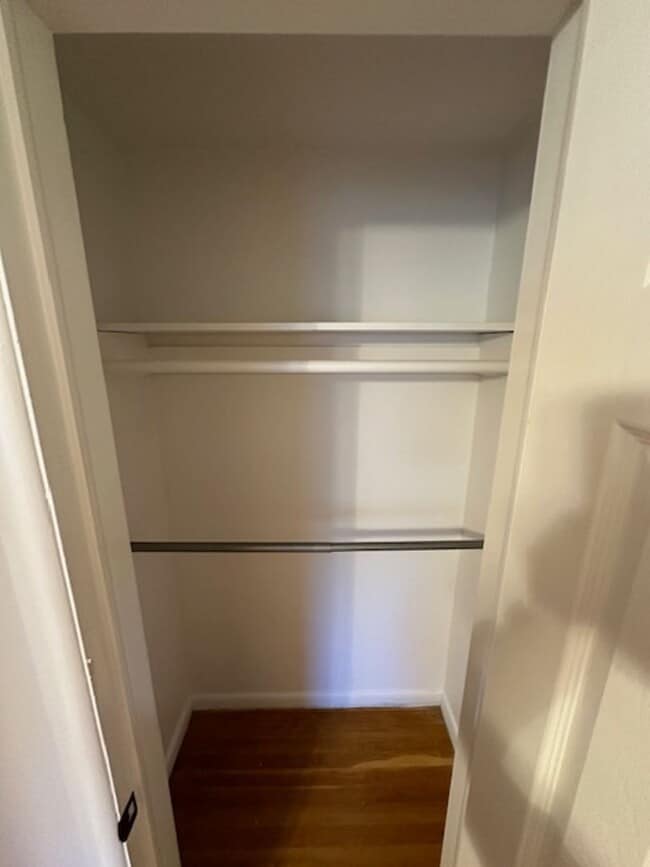 Building Photo - COMING SOON! 31807 W. Chicago, Livonia MI ...