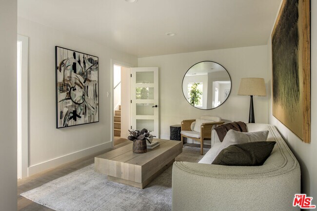 Building Photo - 2370 San Marco Dr