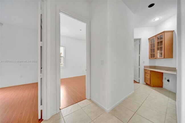 Building Photo - 7314 NW 19th Ct