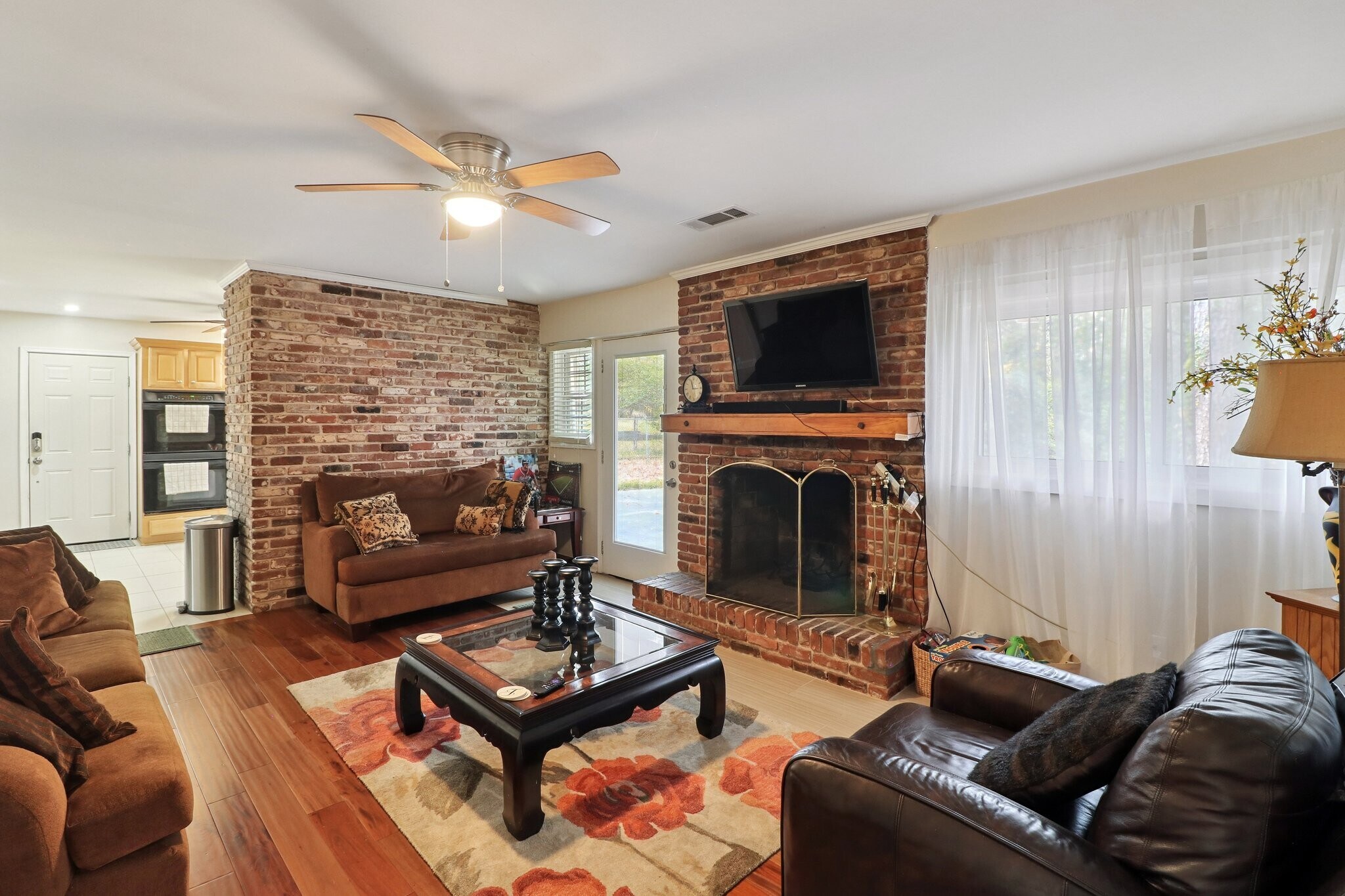 Building Photo - 2650 Colonial Dr