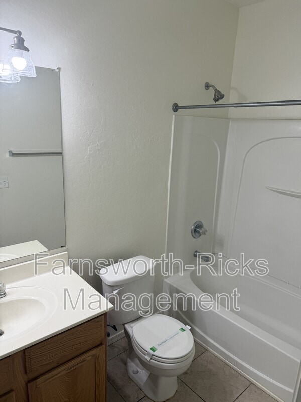 Building Photo - 1575 S Jacana Ln