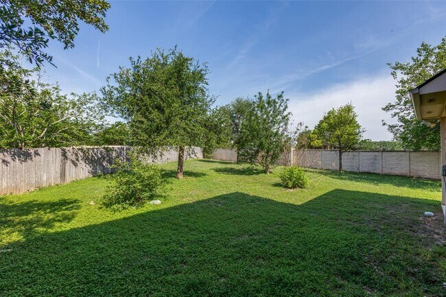 Building Photo - 20428 Crooked Stick Dr