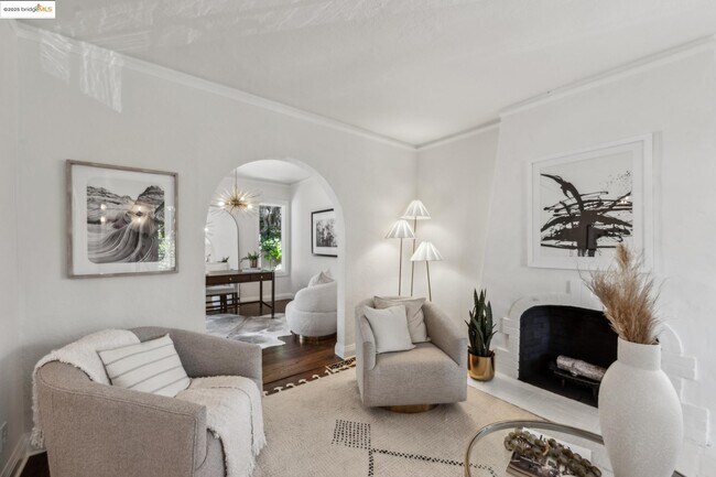 Building Photo - 95 Alvarado Pl