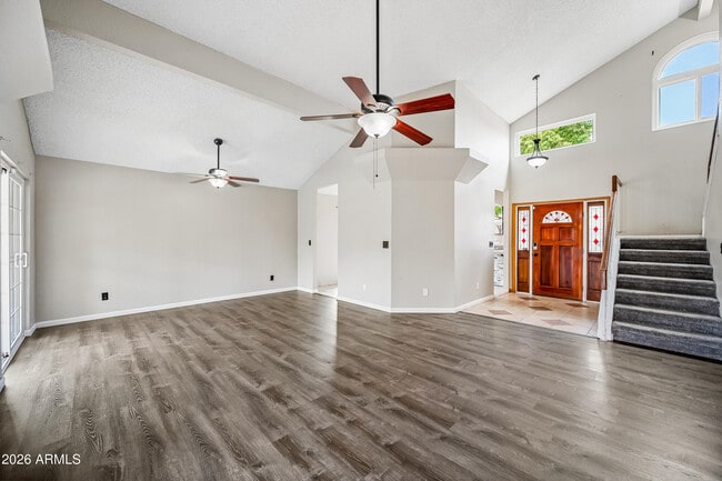 Building Photo - 610 N Rosemont Cir