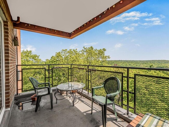 Building Photo - 5500-5500 Fieldston Rd