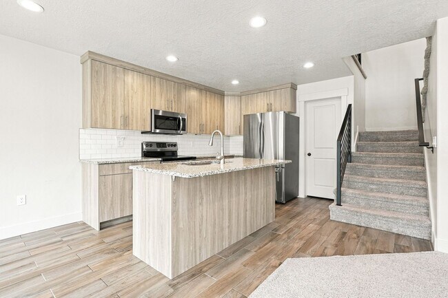 Building Photo - 6511 S Liberty Way