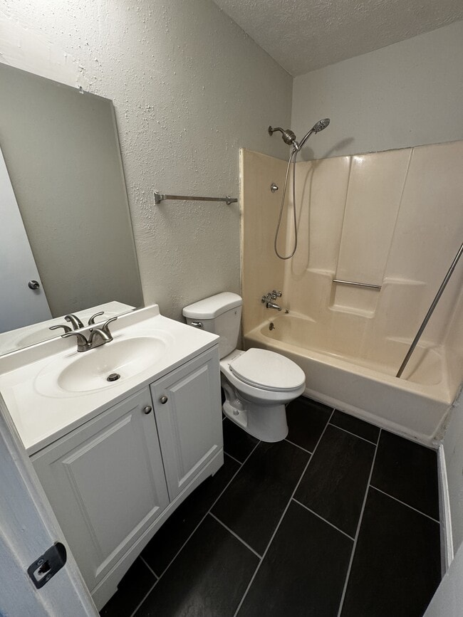 Building Photo - 5515 Caesars Way