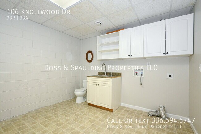 Building Photo - 106 Knollwood Dr