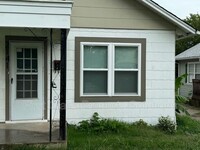 Building Photo - 2141 NW 29th St