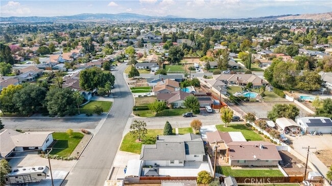 Building Photo - 12951 Cascade St