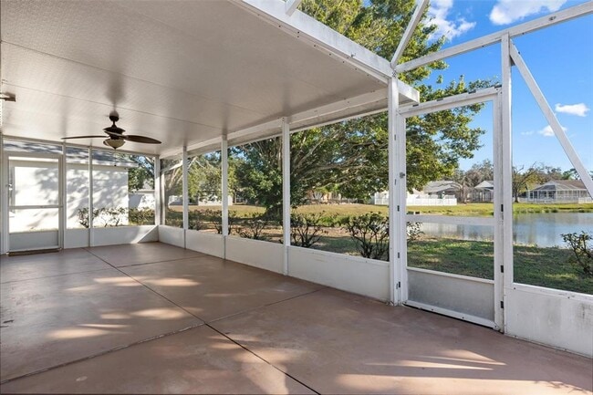 Building Photo - 11118 3rd Ave E