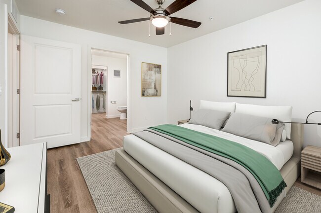 Building Photo - Deer Valley 24