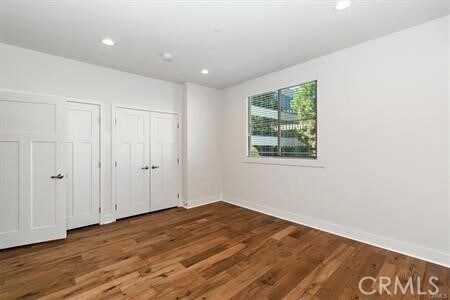 Building Photo - 627 Deep Valley Dr