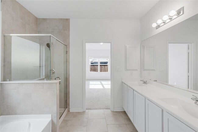 Building Photo - 108 Greenthread Dr