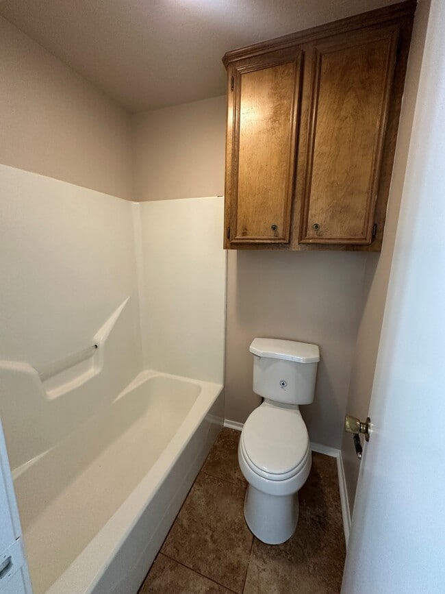 Building Photo - 2309 S Austin St