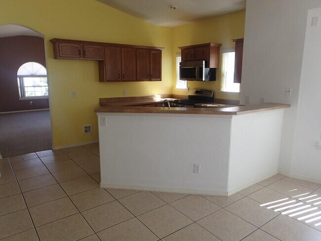 Building Photo - 12444 Tierra Inca Dr