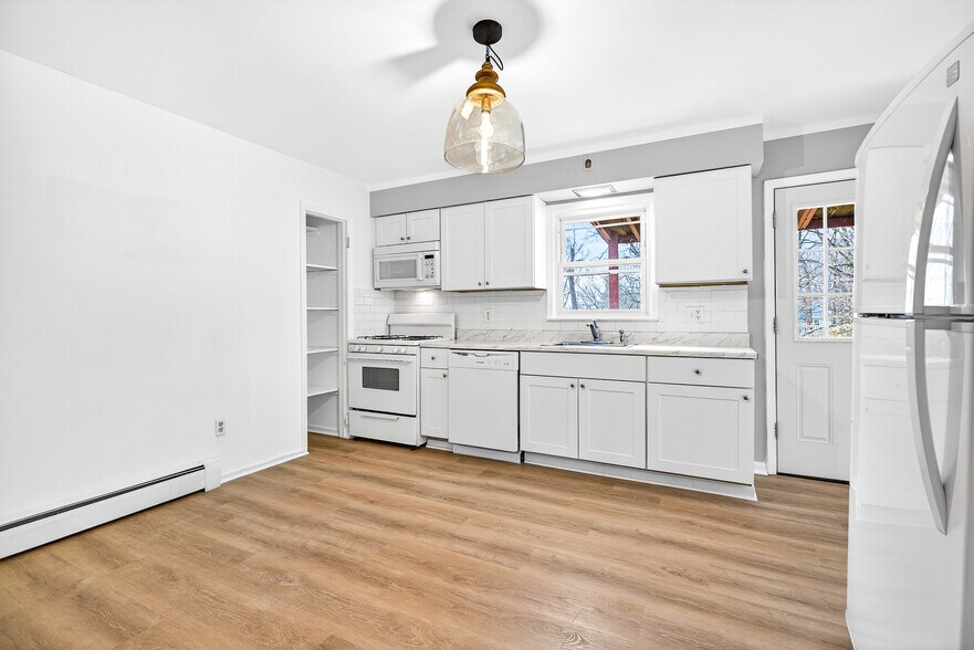 Building Photo - 93 Harrison Ave