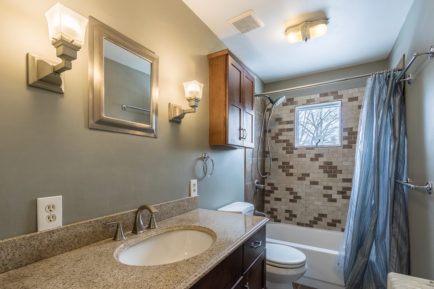 Building Photo - 239 Dean St