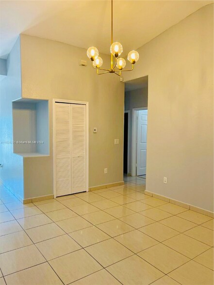 Building Photo - 20125 NW 78th Pl