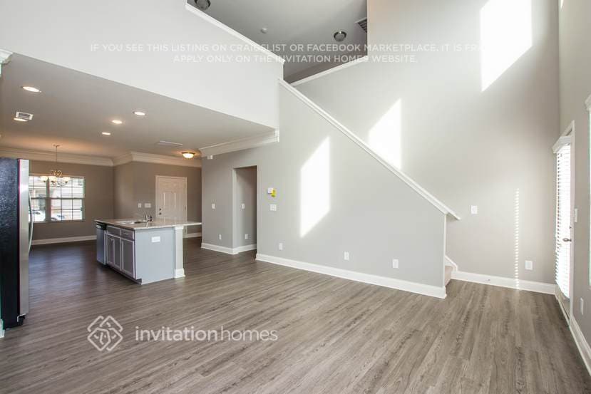 Building Photo - 5322 Roberta Crossing Dr