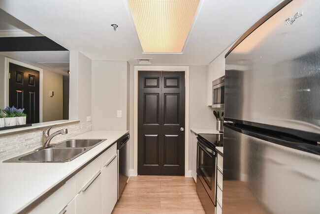 Building Photo - 3525 Sage Rd