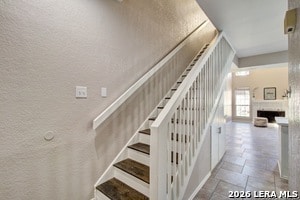 Building Photo - 8633 Datapoint Dr