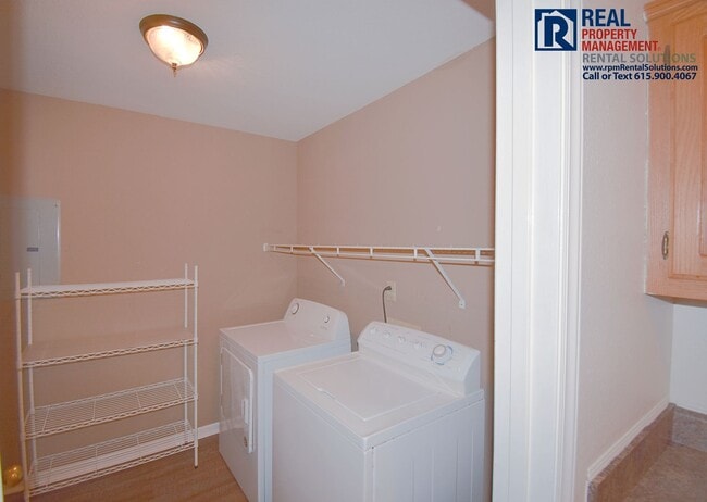 Building Photo - Adorable 2 BR home in the heart of Mboro! Lawncare & washer/dryer included!