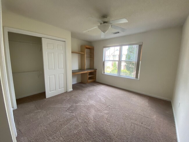 Building Photo - 1301 Harts Ridge Dr