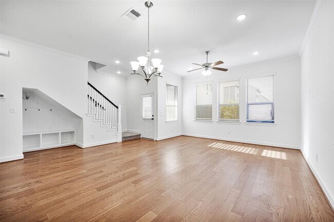 Building Photo - 11926 Briarwood Hill Way
