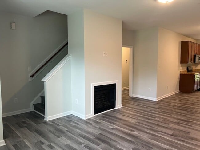 Building Photo - Duplex Rental Available in Garner – 4 Bed, 2.5 Bath with Garage & Private Backyard