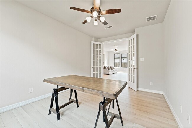 Building Photo - 32067 August Woods Wy