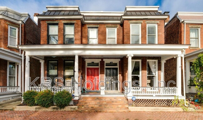Primary Photo - 228 N 32nd St