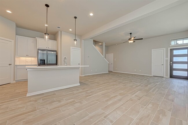 Building Photo - 316 N Spotted Fern Dr